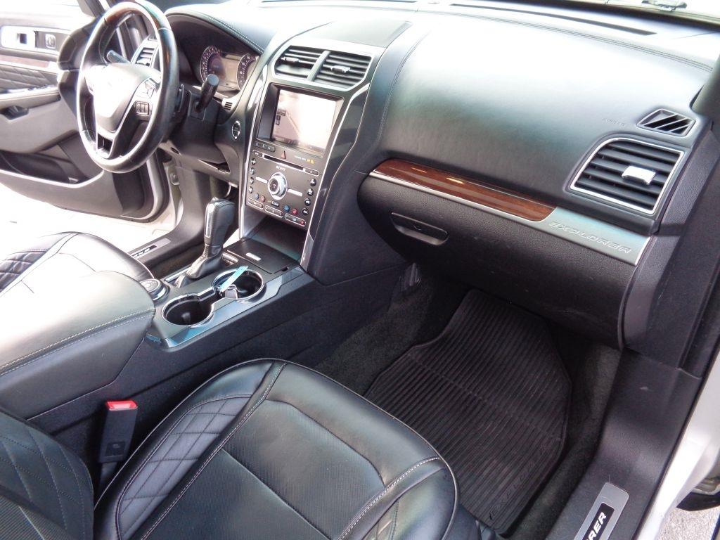 Ford Explorer Platinum AWD 2016