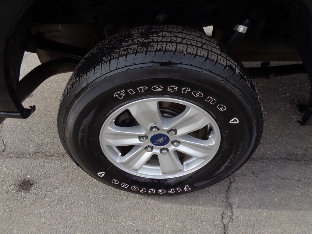 Ford F-150 XL SuperCrew 5.5-ft. Bed 4WD 2018