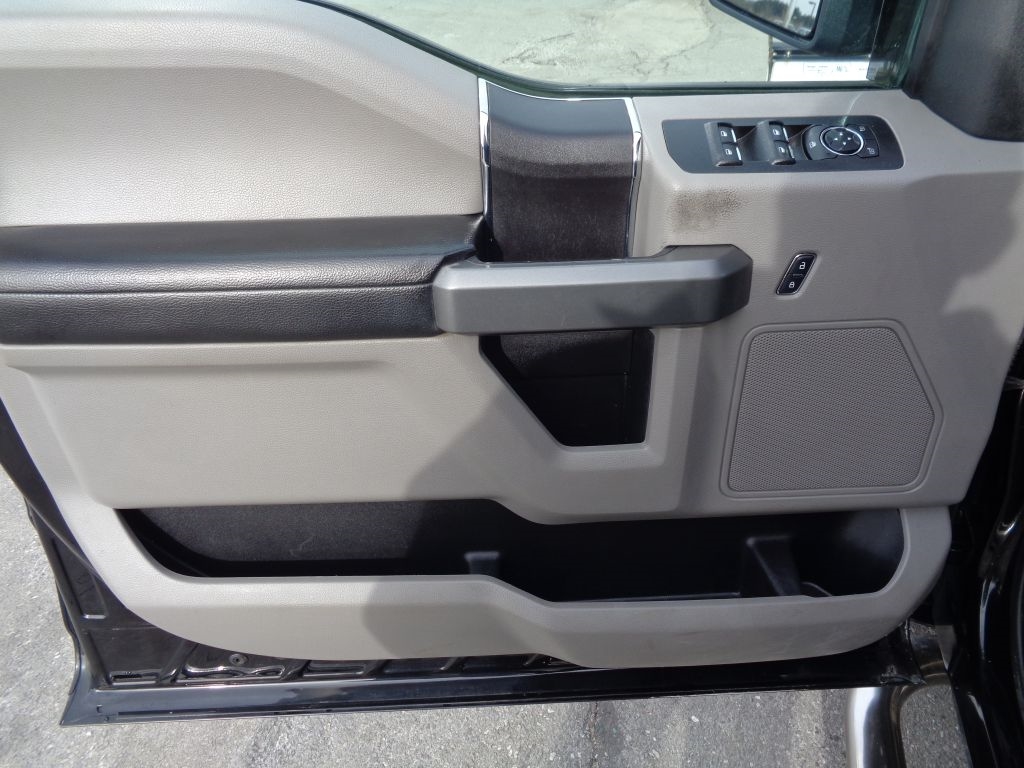 Ford F-150 XL SuperCrew 5.5-ft. Bed 4WD 2018