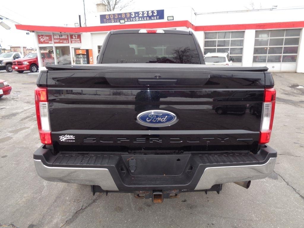 Ford F-250 SD King Ranch Crew Cab 4WD 2017