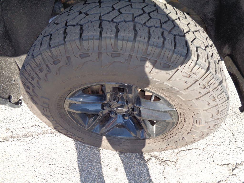 Chevrolet Silverado 1500 LT Trail Boss Crew Cab 4WD 2019