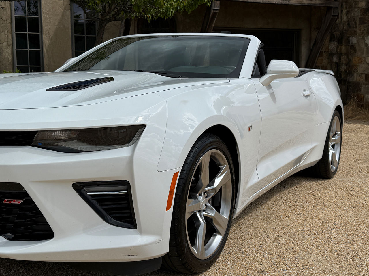 2017 Chevrolet Camaro 1SS photo 2