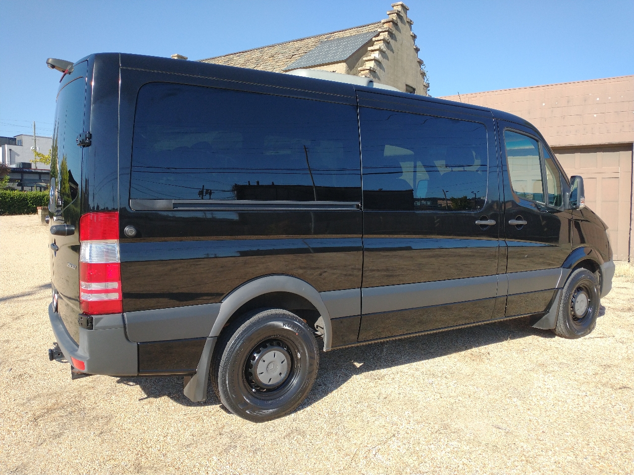 Mercedes-Benz Sprinter Passenger Van 2500 Standard Roof V6 144" RWD 2017 Mercedes-Benz Sprinter Passenger Van 2500 Standard Roof V6 144" RWD 2017