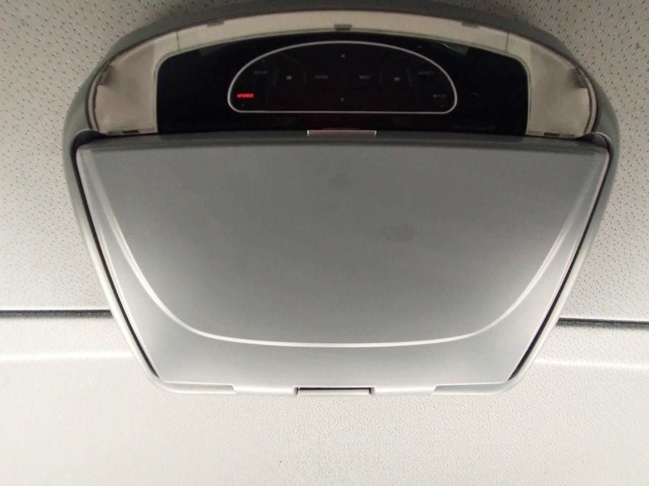 Mercedes-Benz Sprinter Passenger Van 2500 Standard Roof V6 144" RWD 2017 Mercedes-Benz Sprinter Passenger Van 2500 Standard Roof V6 144" RWD 2017