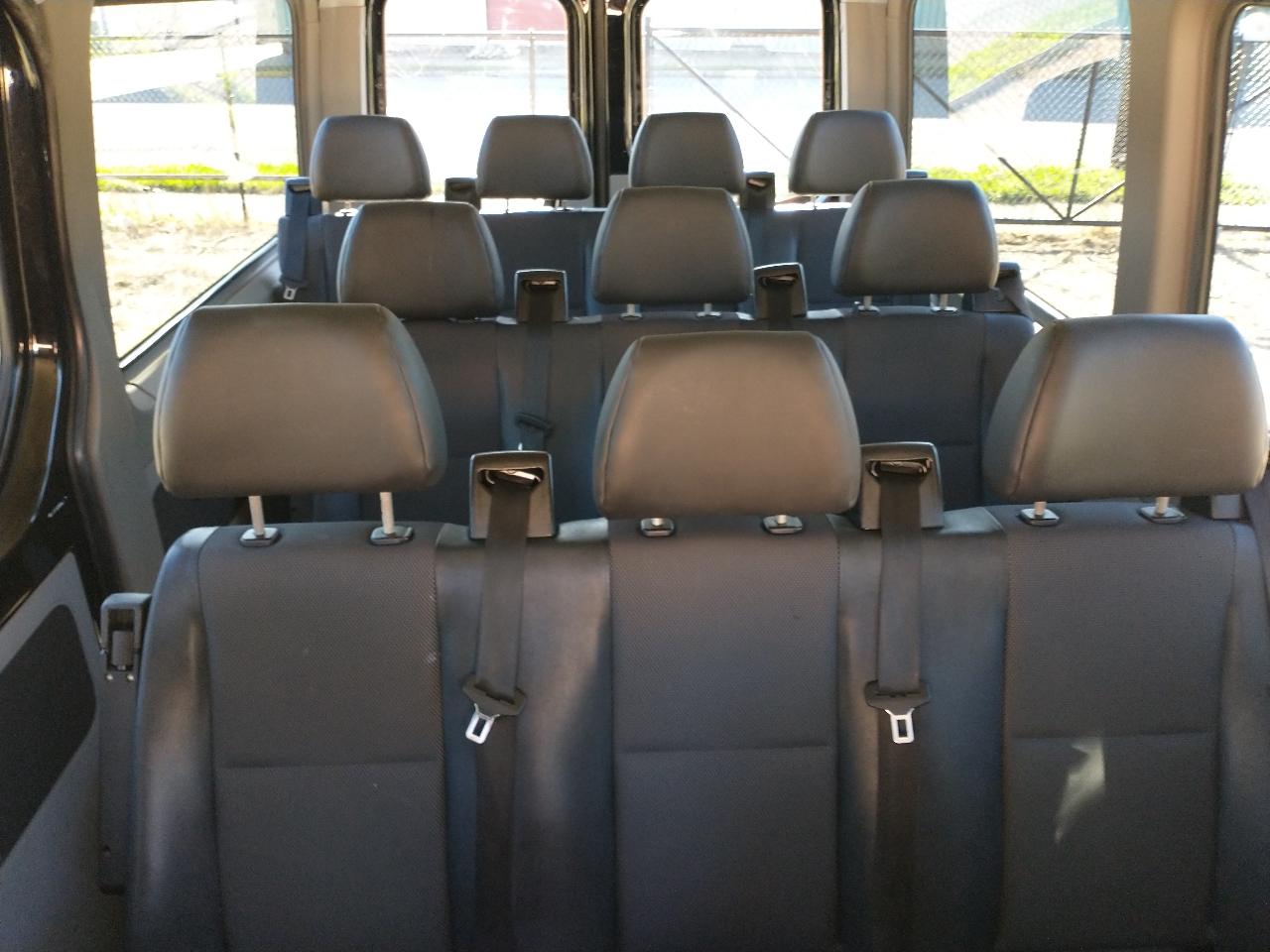 Mercedes-Benz Sprinter Passenger Van 2500 Standard Roof V6 144" RWD 2017 Mercedes-Benz Sprinter Passenger Van 2500 Standard Roof V6 144" RWD 2017