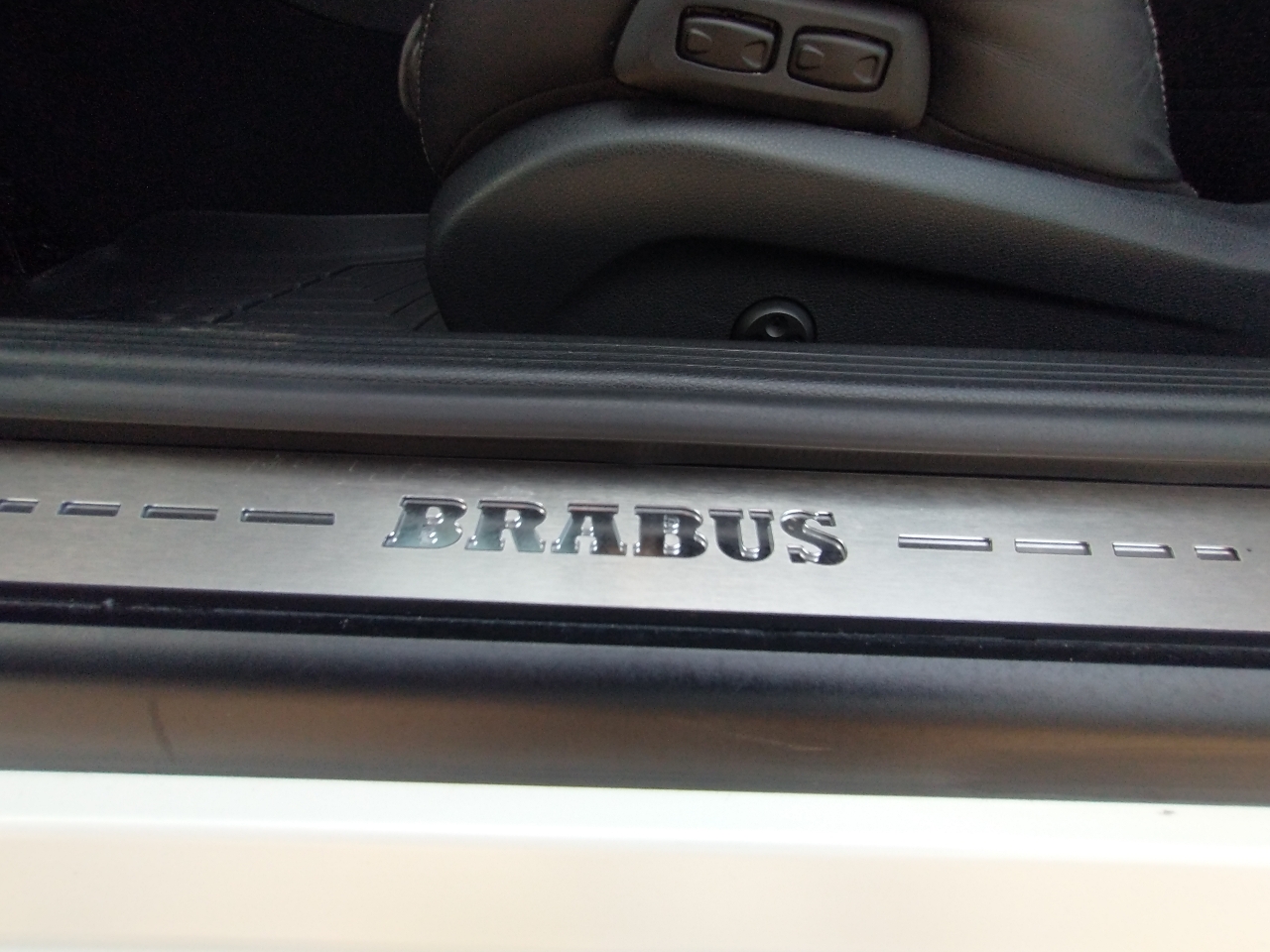 Mercedes-Benz C-Class AMG C 63 S Cabriolet 2019 Mercedes-Benz C-Class AMG C 63 S Cabriolet 2019