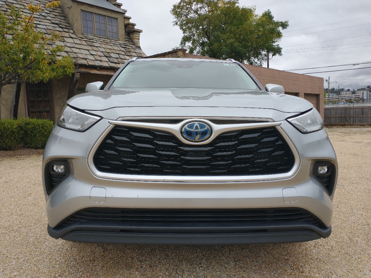 Toyota Highlander Hybrid XLE FWD (Natl) 2020 Toyota Highlander Hybrid XLE FWD (Natl) 2020