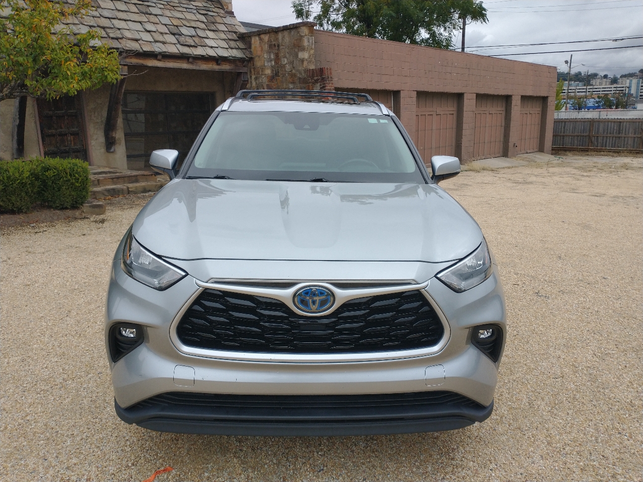 Toyota Highlander Hybrid XLE FWD (Natl) 2020 Toyota Highlander Hybrid XLE FWD (Natl) 2020