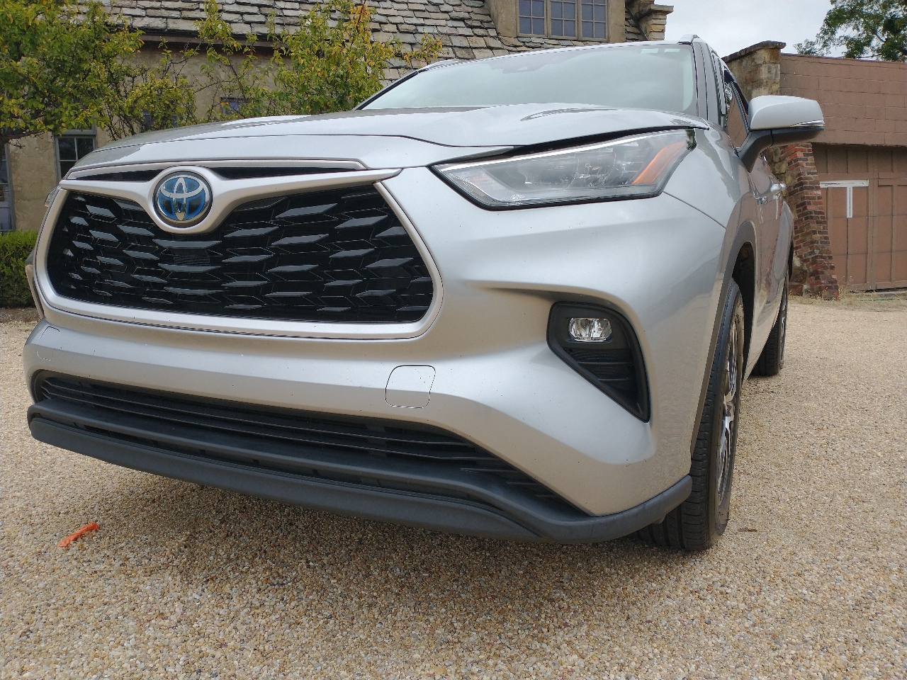 Toyota Highlander Hybrid XLE FWD (Natl) 2020 Toyota Highlander Hybrid XLE FWD (Natl) 2020