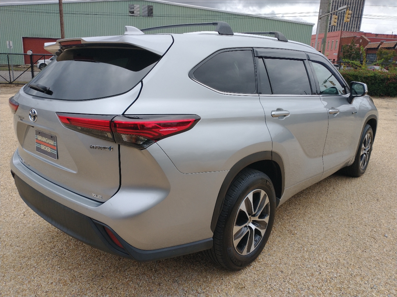 Toyota Highlander Hybrid XLE FWD (Natl) 2020 Toyota Highlander Hybrid XLE FWD (Natl) 2020