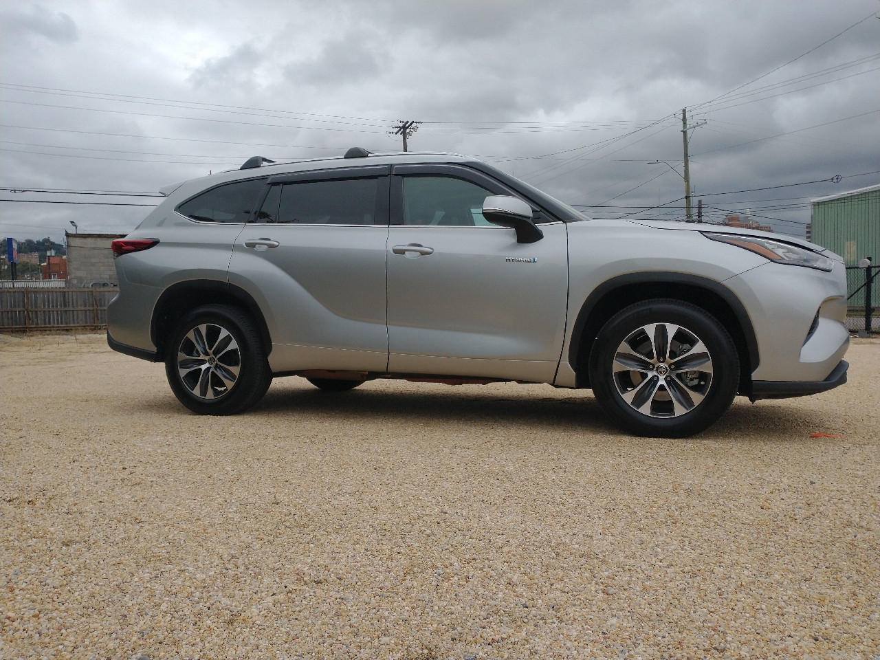 Toyota Highlander Hybrid XLE FWD (Natl) 2020 Toyota Highlander Hybrid XLE FWD (Natl) 2020