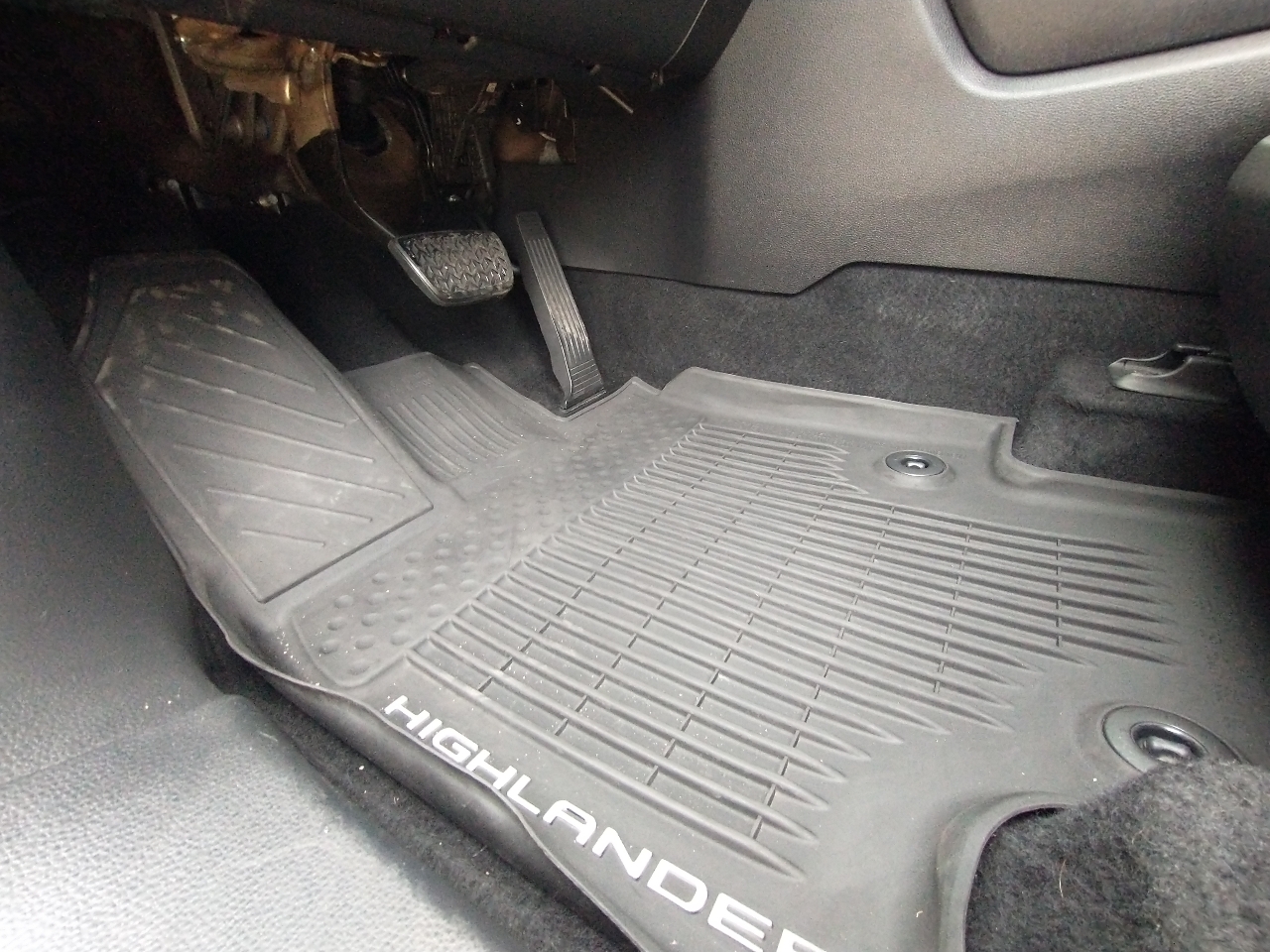 Toyota Highlander Hybrid XLE FWD (Natl) 2020 Toyota Highlander Hybrid XLE FWD (Natl) 2020