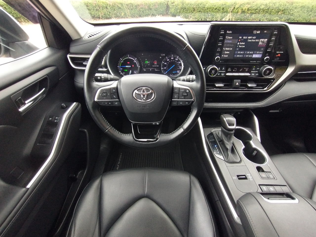 Toyota Highlander Hybrid XLE FWD (Natl) 2020 Toyota Highlander Hybrid XLE FWD (Natl) 2020