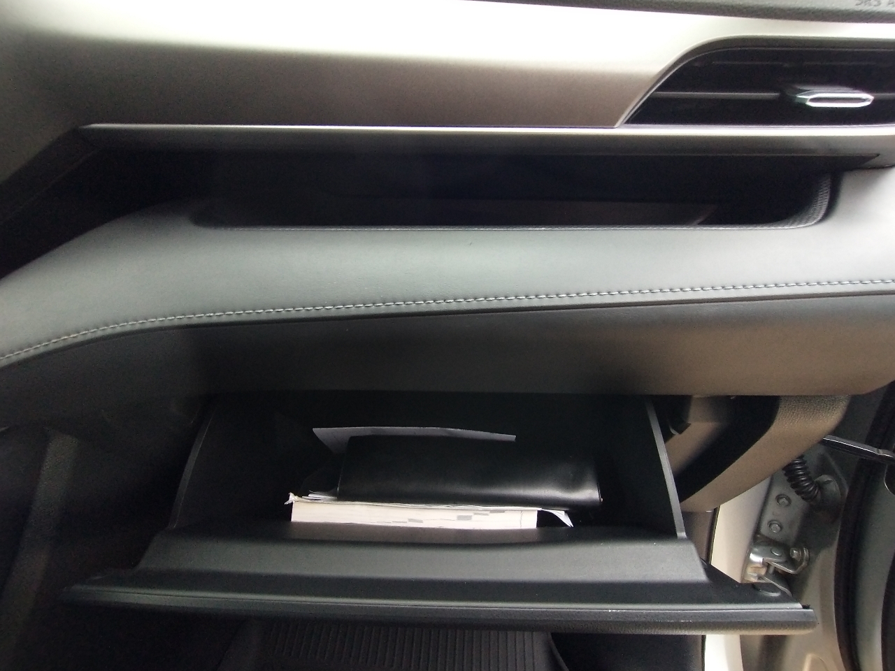 Toyota Highlander Hybrid XLE FWD (Natl) 2020 Toyota Highlander Hybrid XLE FWD (Natl) 2020