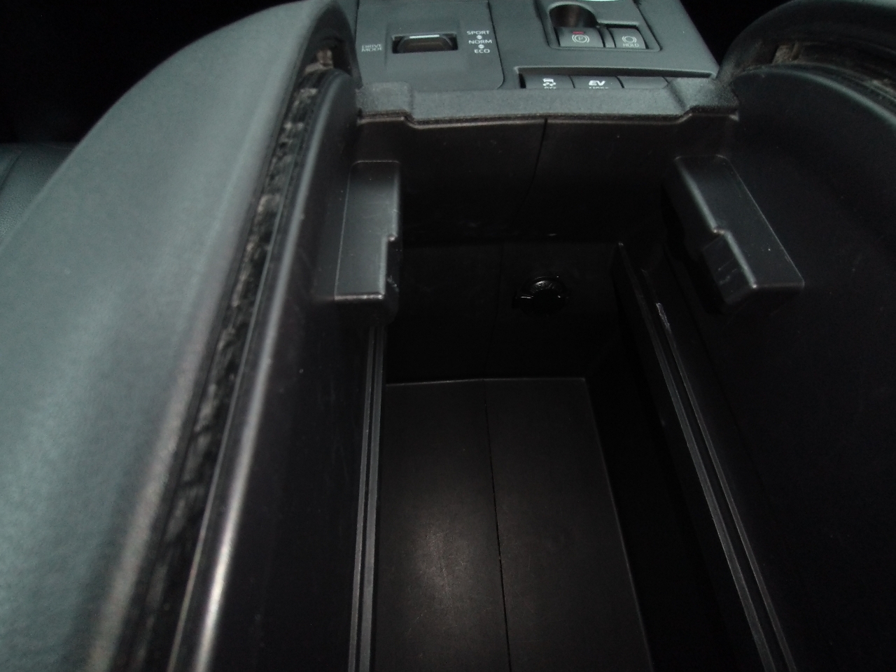 Toyota Highlander Hybrid XLE FWD (Natl) 2020 Toyota Highlander Hybrid XLE FWD (Natl) 2020