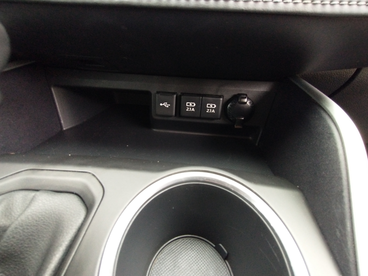 Toyota Highlander Hybrid XLE FWD (Natl) 2020 Toyota Highlander Hybrid XLE FWD (Natl) 2020