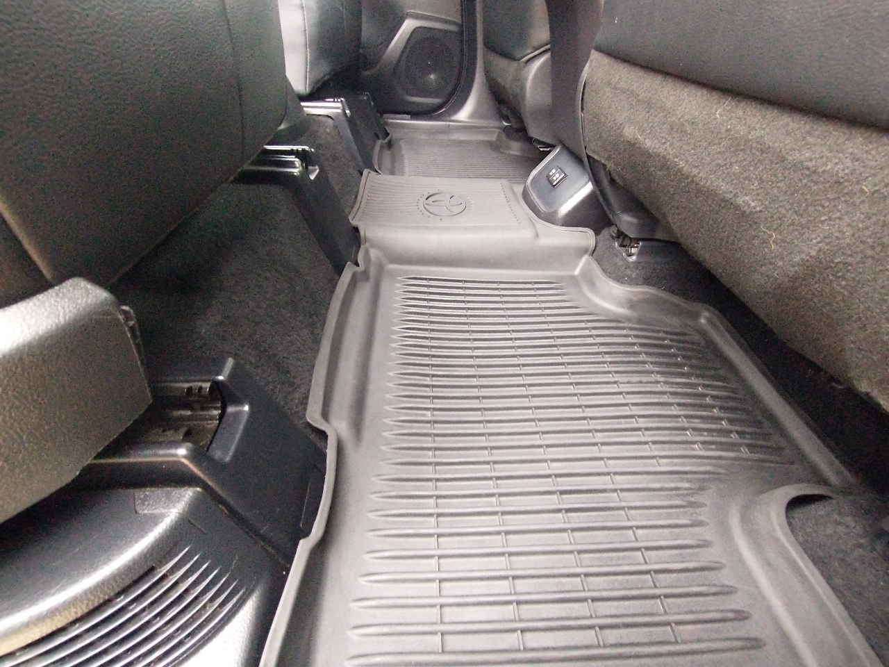 Toyota Highlander Hybrid XLE FWD (Natl) 2020 Toyota Highlander Hybrid XLE FWD (Natl) 2020