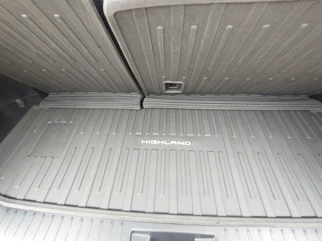 Toyota Highlander Hybrid XLE FWD (Natl) 2020 Toyota Highlander Hybrid XLE FWD (Natl) 2020