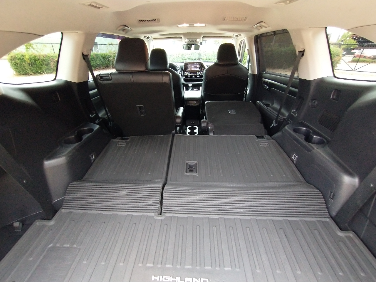 Toyota Highlander Hybrid XLE FWD (Natl) 2020 Toyota Highlander Hybrid XLE FWD (Natl) 2020