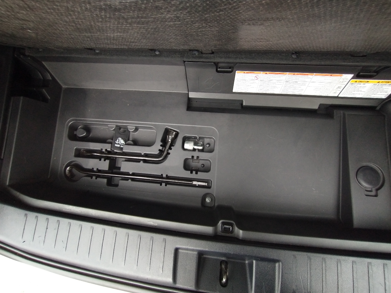 Toyota Highlander Hybrid XLE FWD (Natl) 2020 Toyota Highlander Hybrid XLE FWD (Natl) 2020