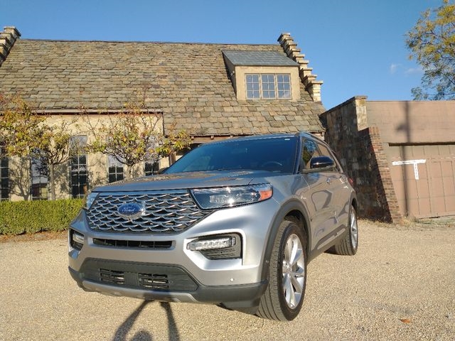 2021 Ford Explorer Platinum photo 4