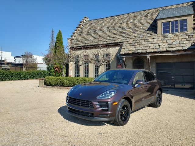 2021 Porsche Macan Base's photo