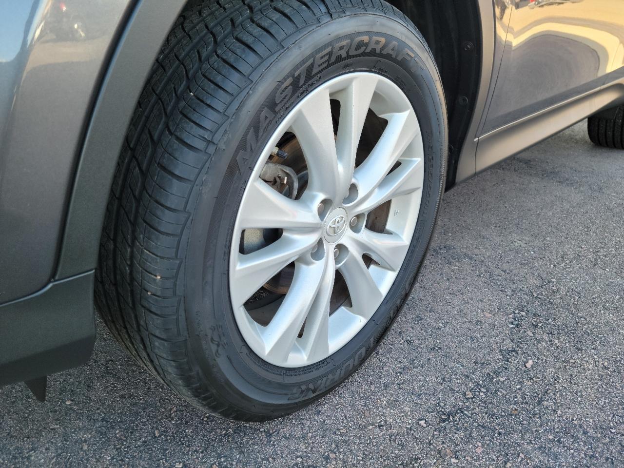 Toyota RAV4 AWD 4dr Limited (Natl) 2014