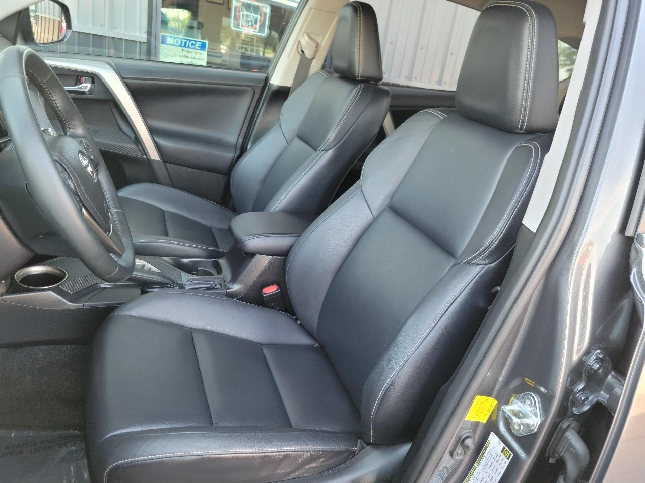 Toyota RAV4 AWD 4dr Limited (Natl) 2014