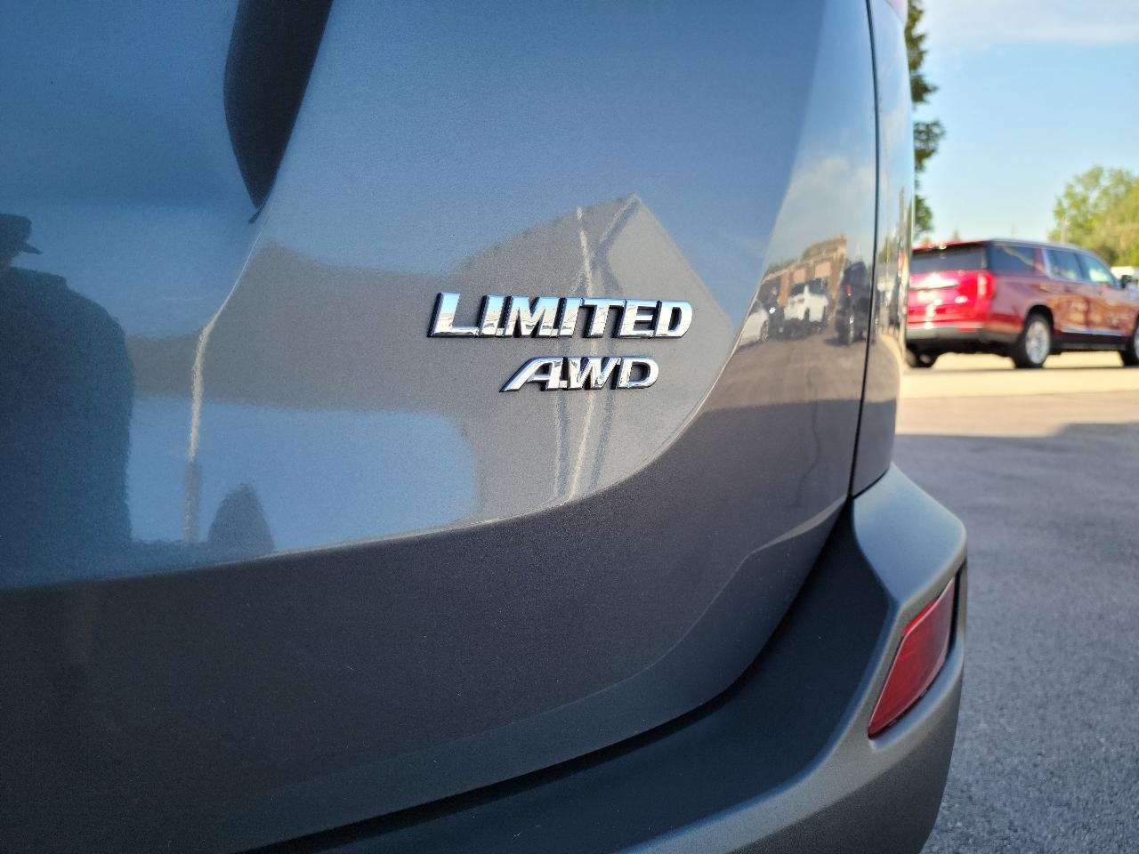 Toyota RAV4 AWD 4dr Limited (Natl) 2014