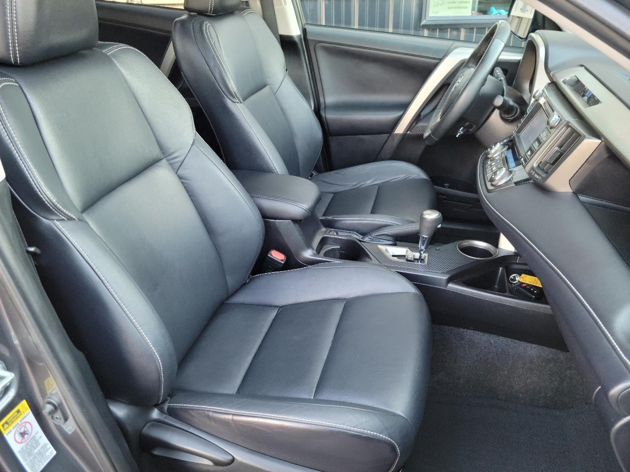 Toyota RAV4 AWD 4dr Limited (Natl) 2014