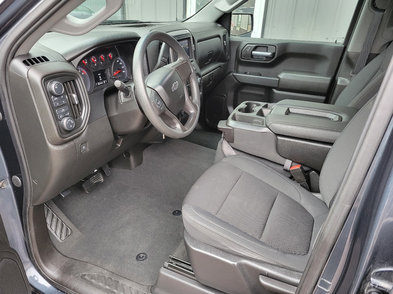 Chevrolet Silverado 1500 4WD Crew Cab 147" Custom Trail Boss 2021