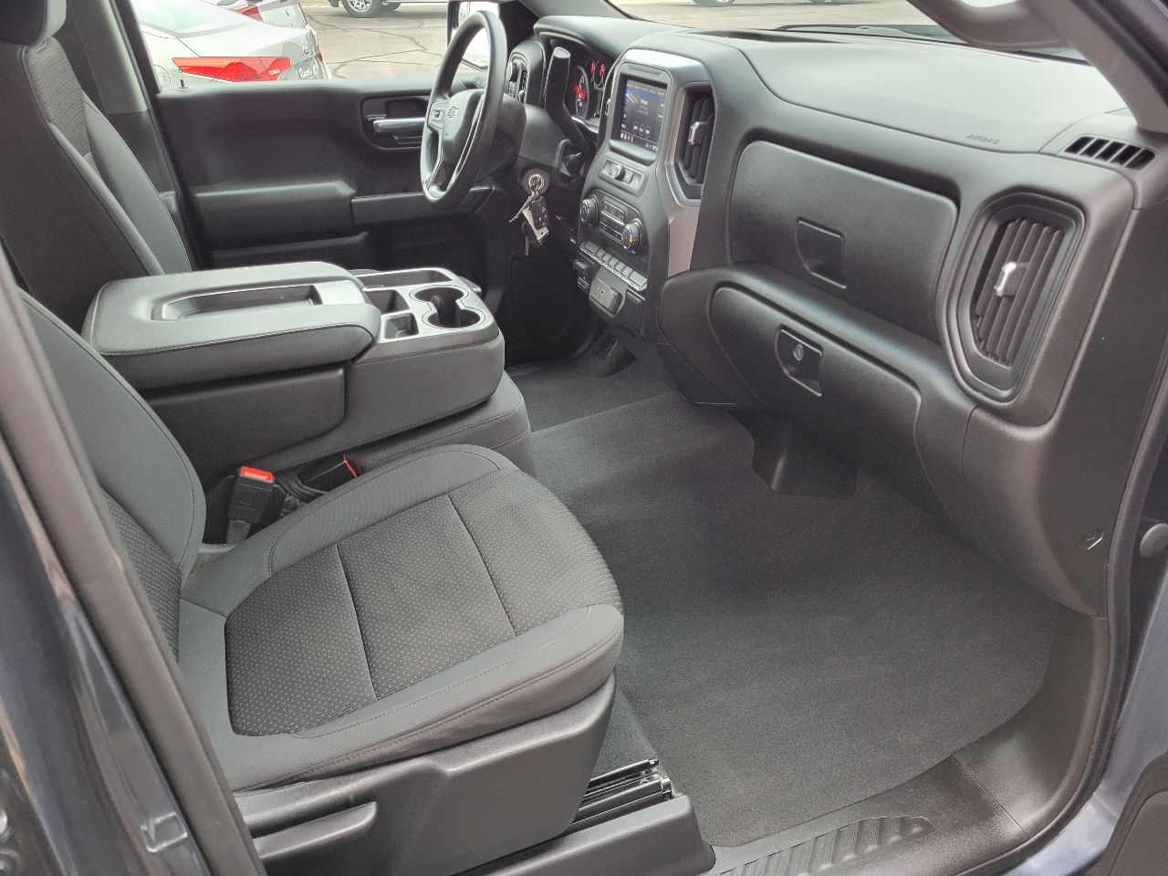 Chevrolet Silverado 1500 4WD Crew Cab 147" Custom Trail Boss 2021