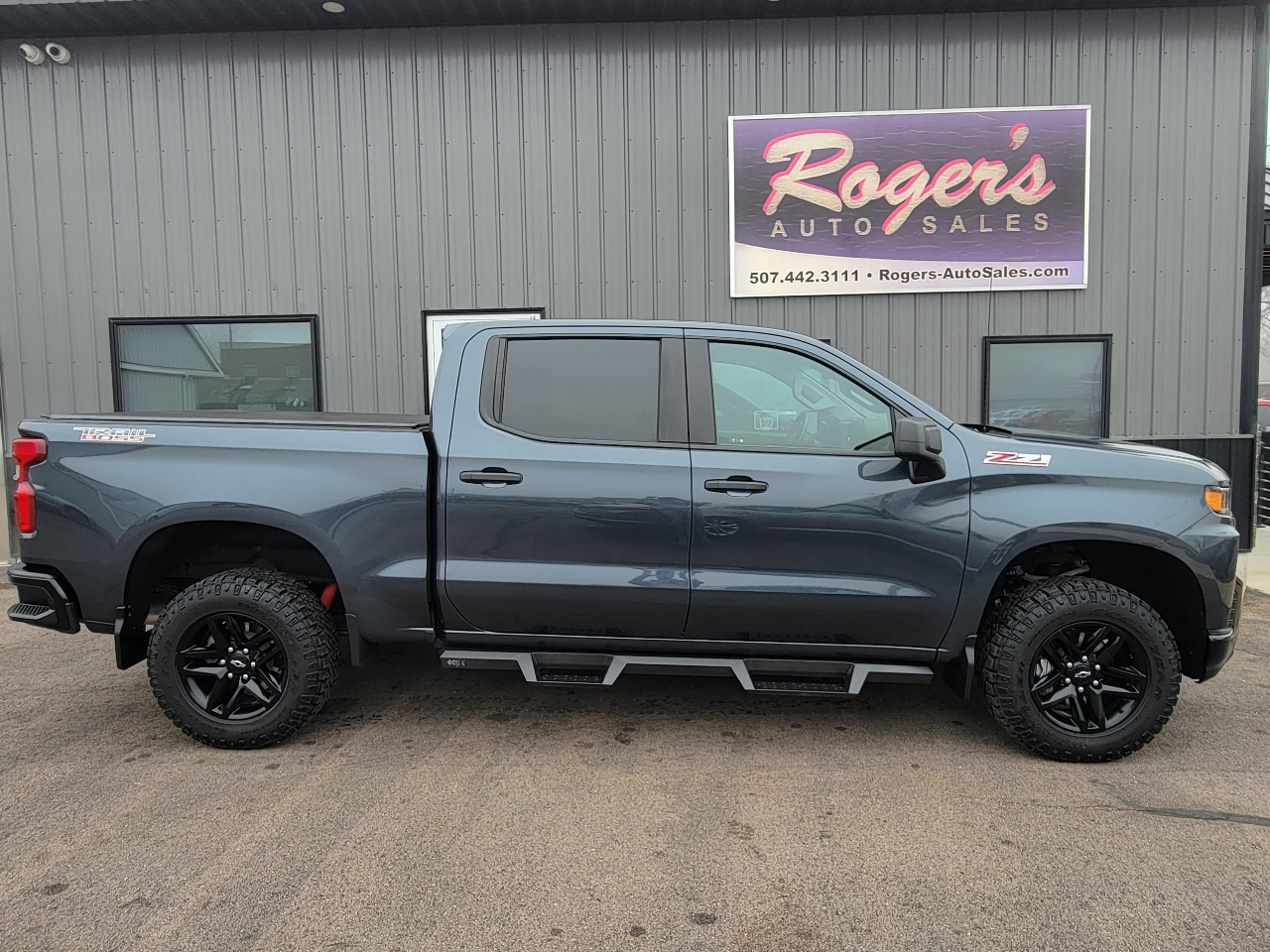 Chevrolet Silverado 1500 4WD Crew Cab 147" Custom Trail Boss 2021