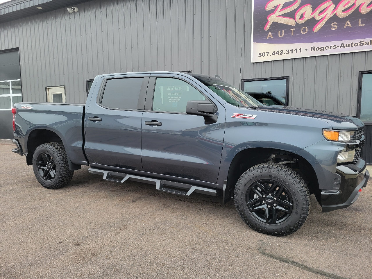 Chevrolet Silverado 1500 4WD Crew Cab 147" Custom Trail Boss 2021