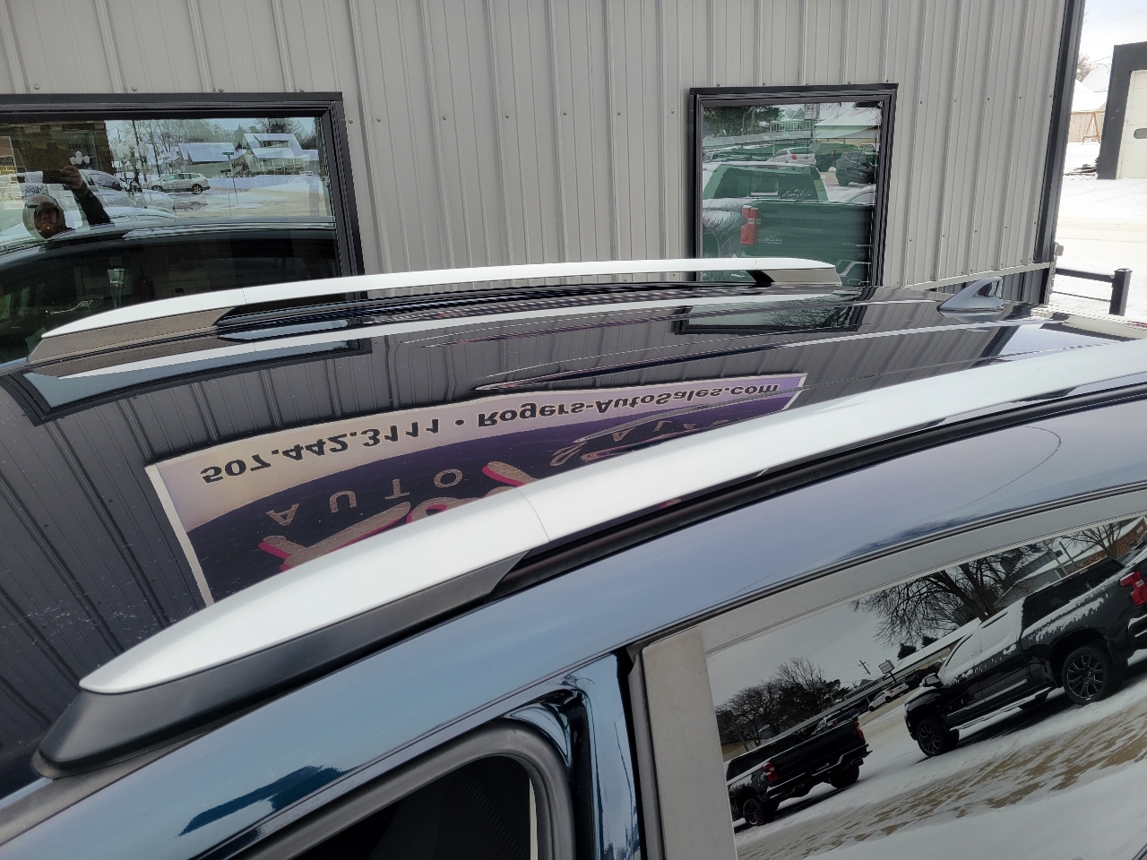 Toyota RAV4 LE AWD (Natl) 2017