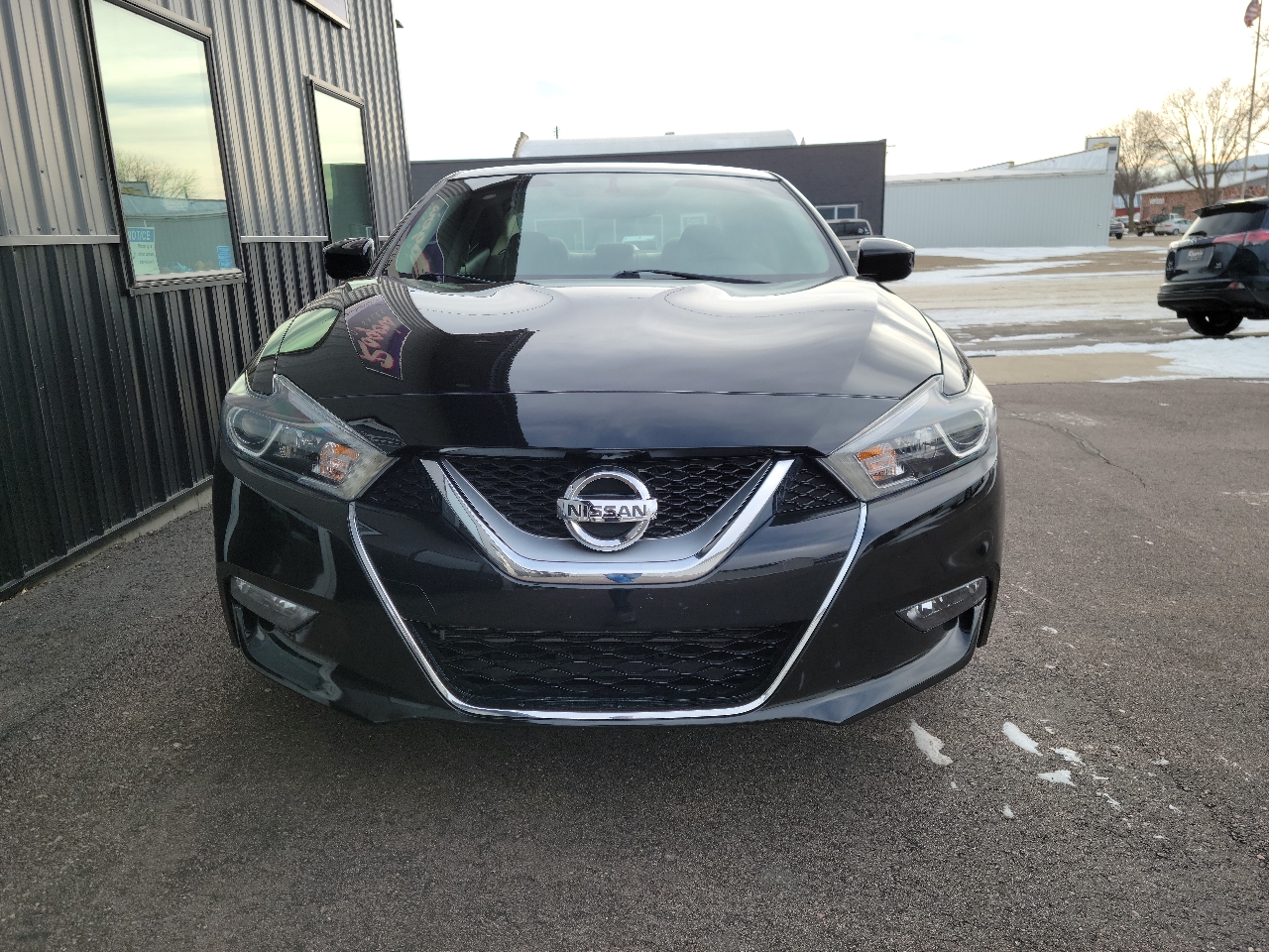 Nissan Maxima S 3.5L *Ltd Avail* 2017