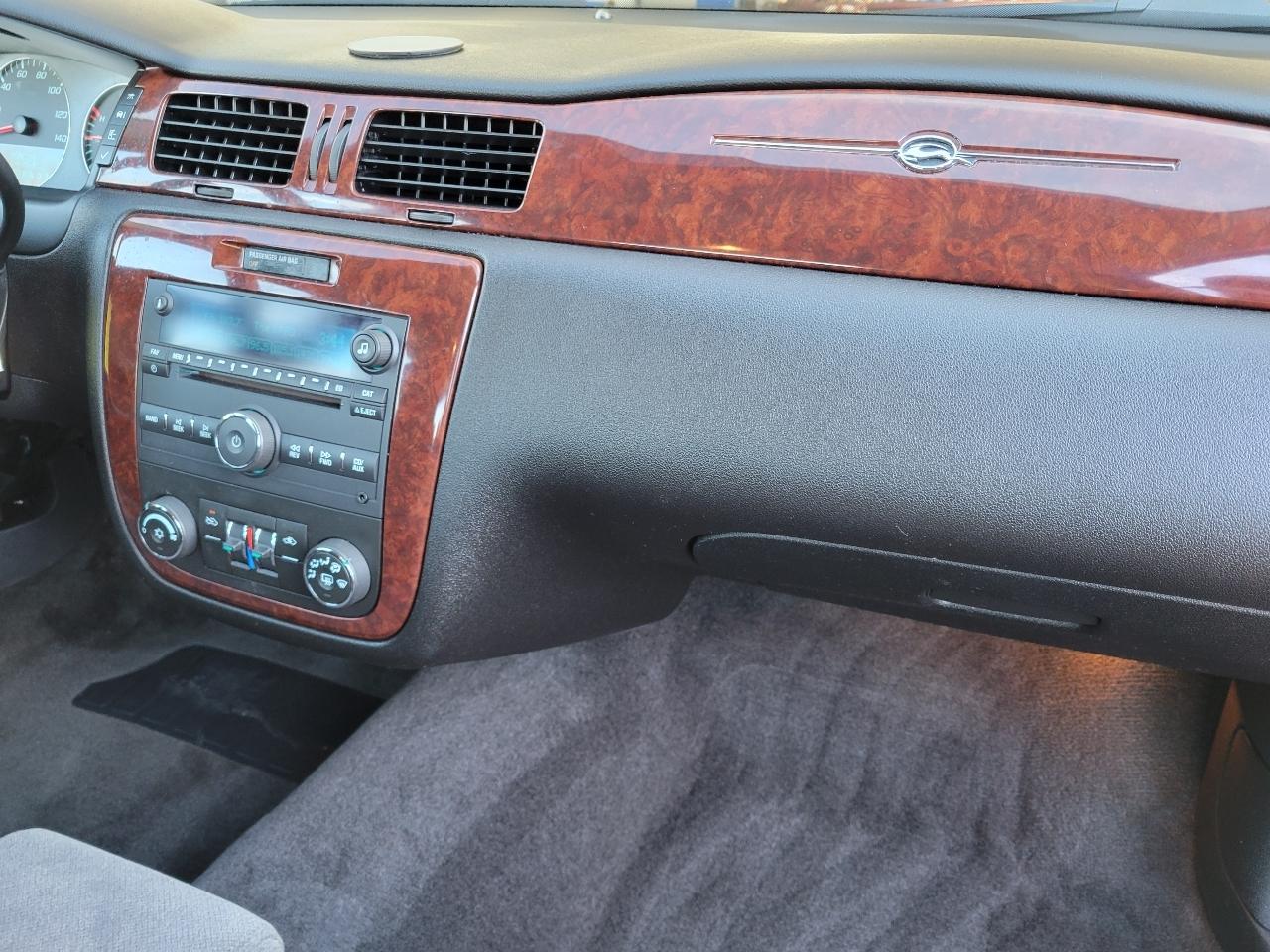 Chevrolet Impala 4dr Sdn 3.5L LT 2008