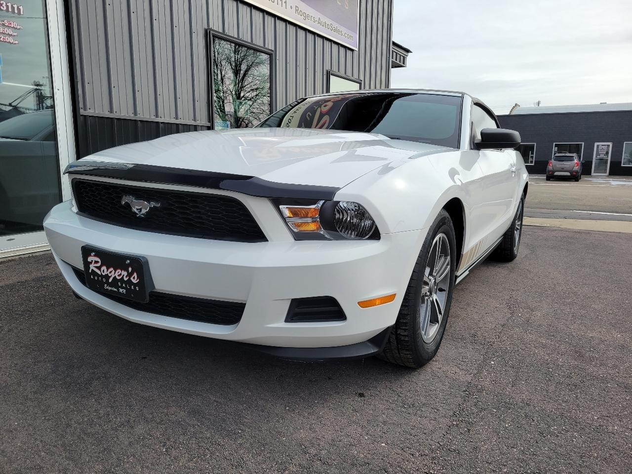 Ford Mustang 2dr Conv V6 2012