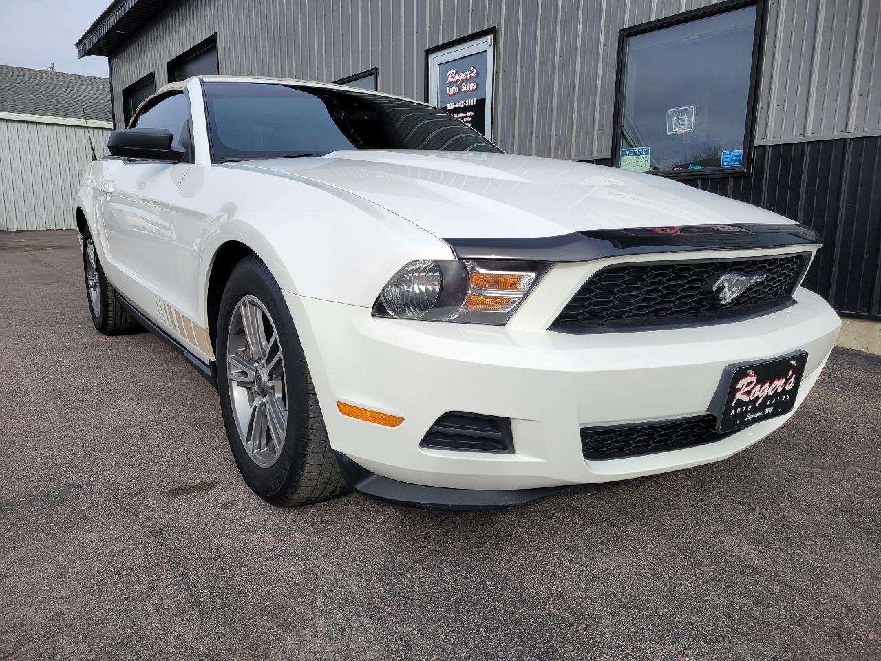 Ford Mustang 2dr Conv V6 2012