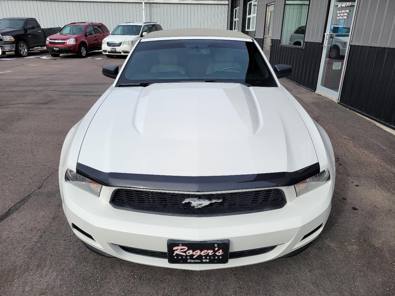 Ford Mustang 2dr Conv V6 2012