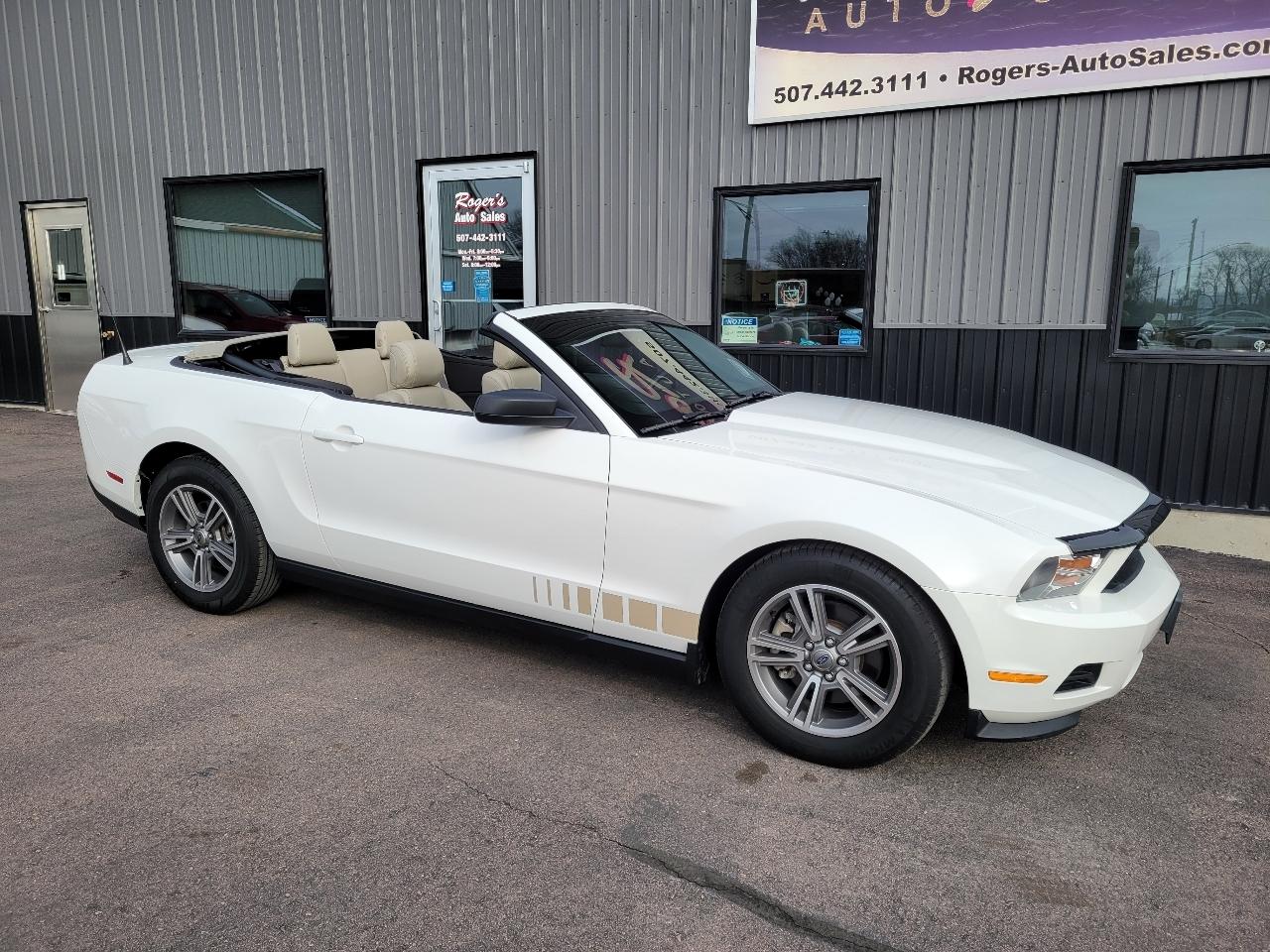 Ford Mustang 2dr Conv V6 2012