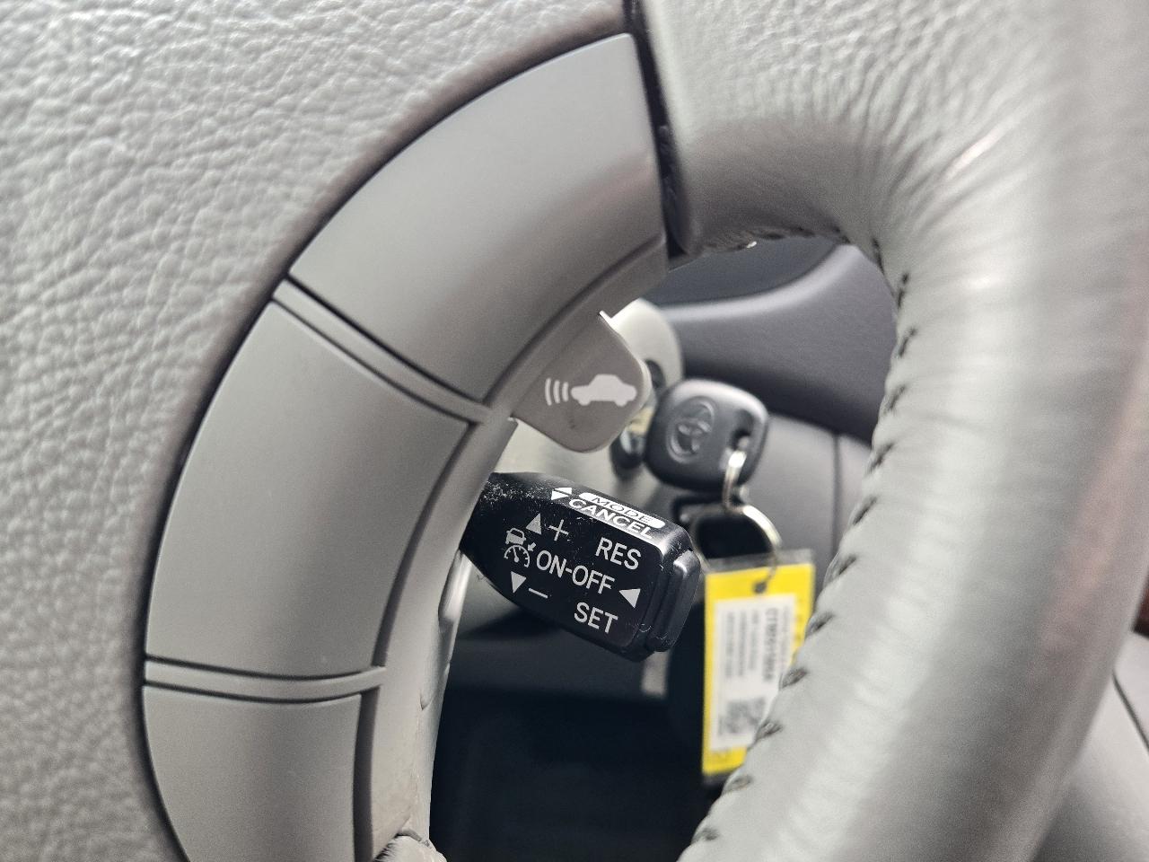 Toyota Sienna Limited 7-Passenger AWD 2004