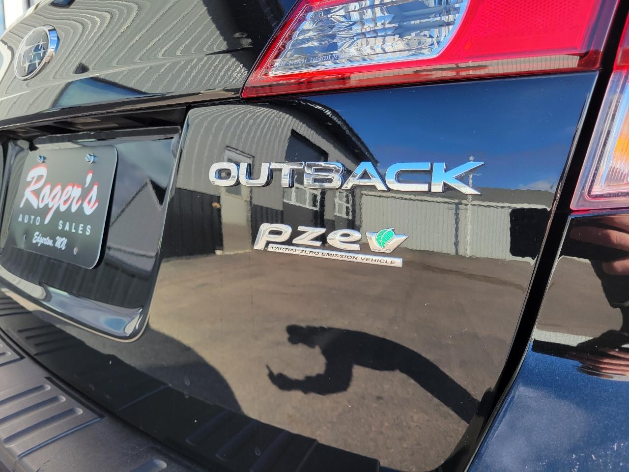 Subaru Outback 4dr Wgn H4 Auto 2.5i Premium 2014