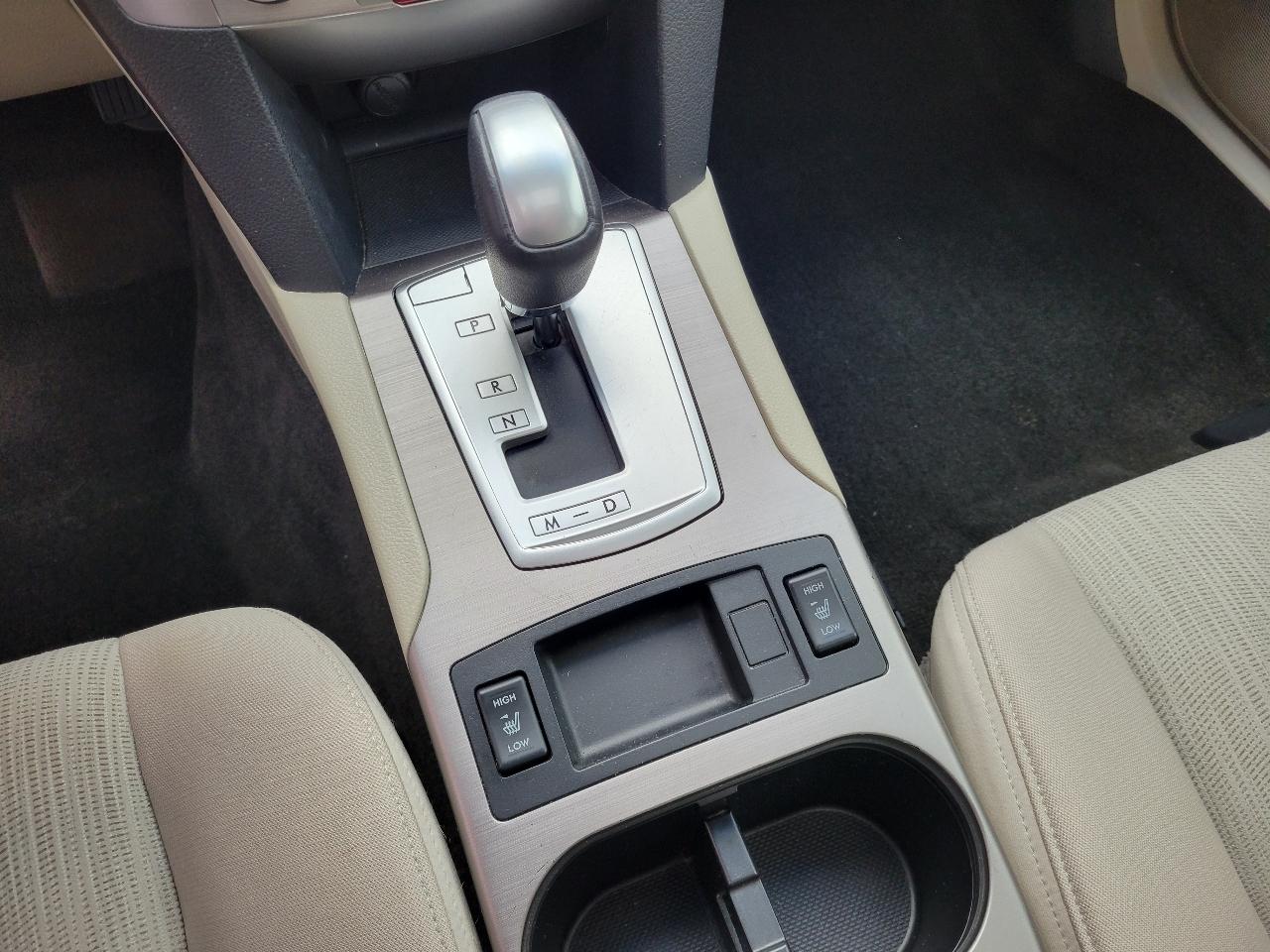 Subaru Outback 4dr Wgn H4 Auto 2.5i Premium 2014