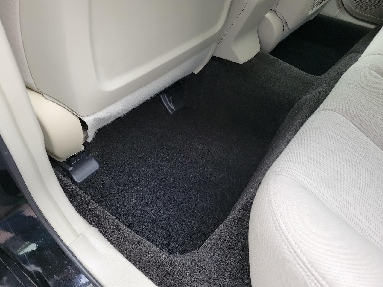 Subaru Outback 4dr Wgn H4 Auto 2.5i Premium 2014