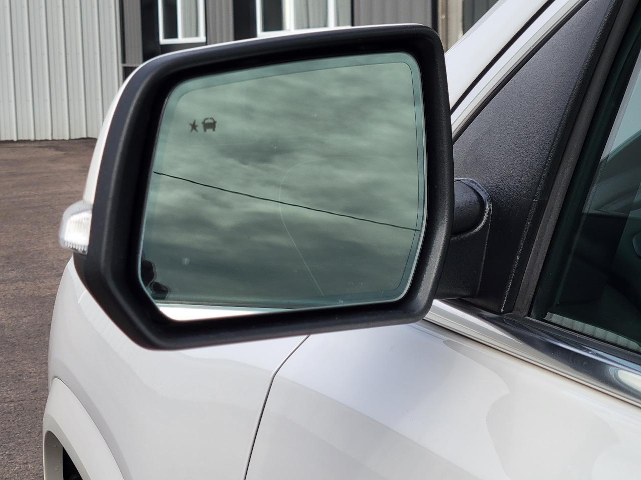 GMC Acadia AWD 4dr Denali 2020