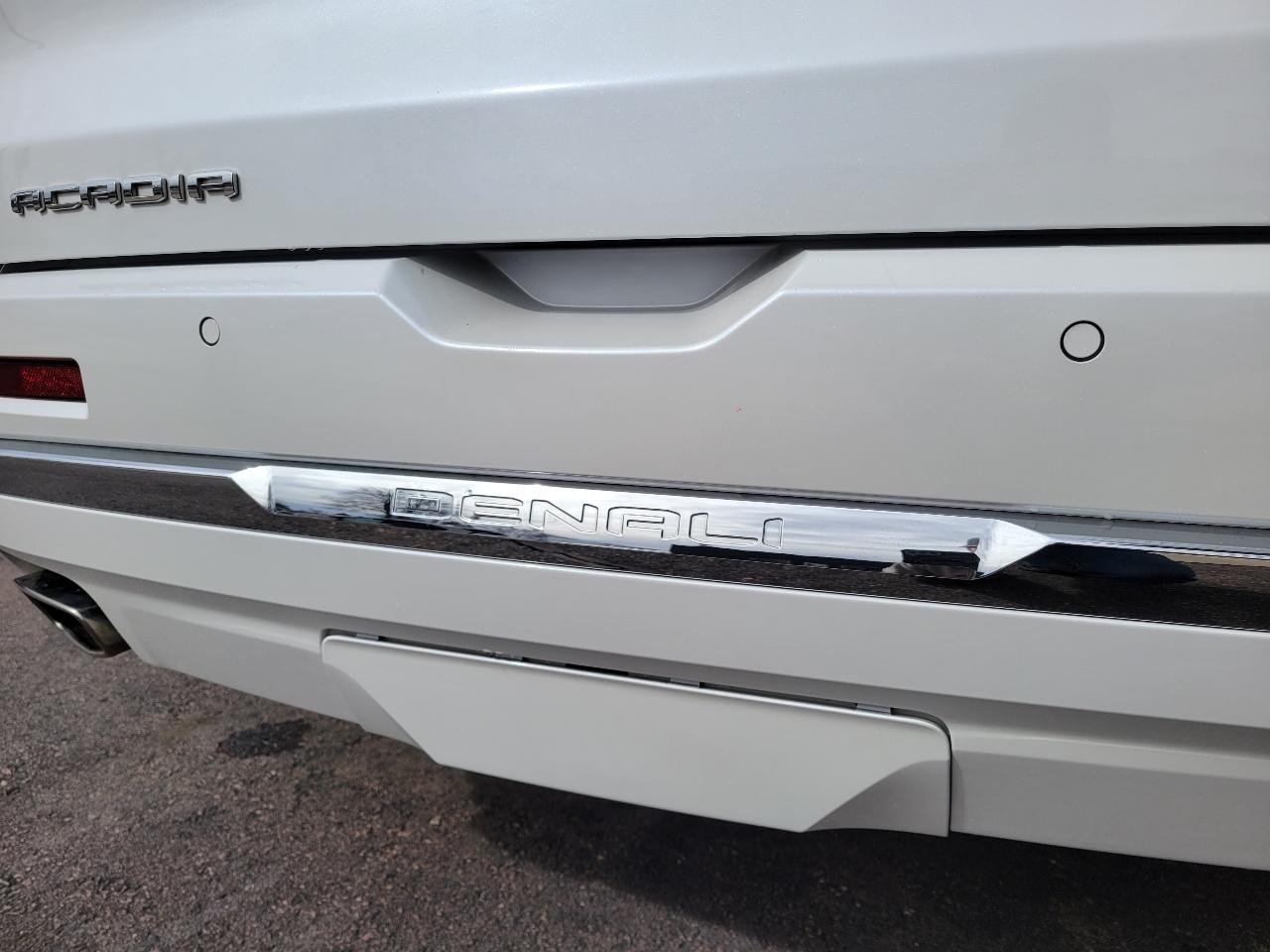 GMC Acadia AWD 4dr Denali 2020