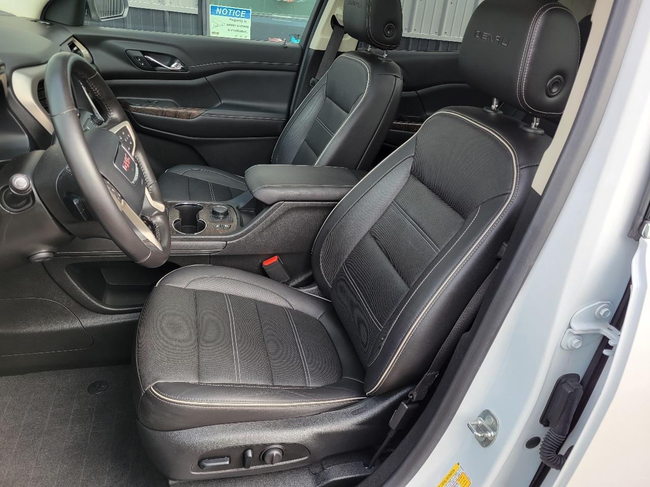 GMC Acadia AWD 4dr Denali 2020