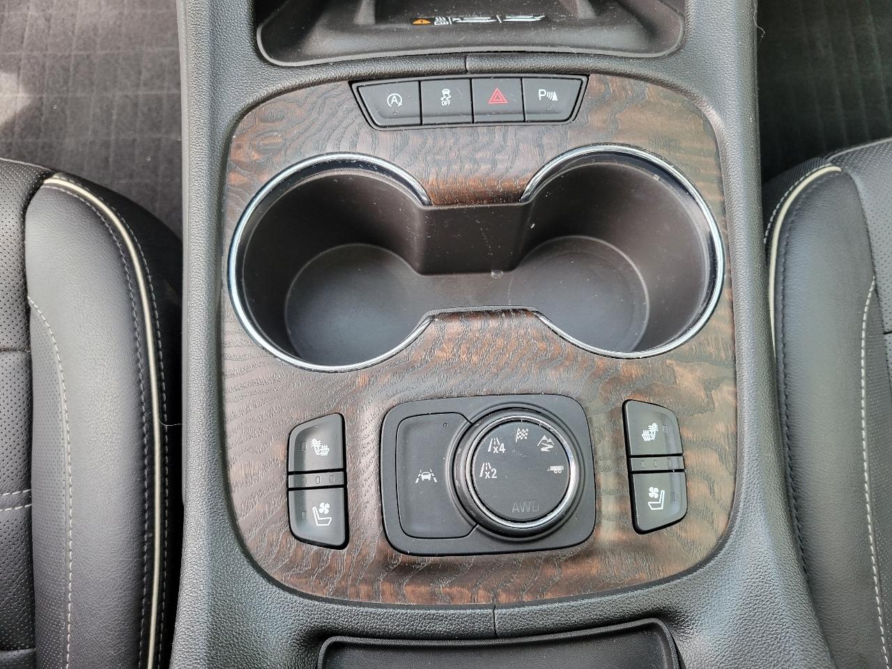 GMC Acadia AWD 4dr Denali 2020