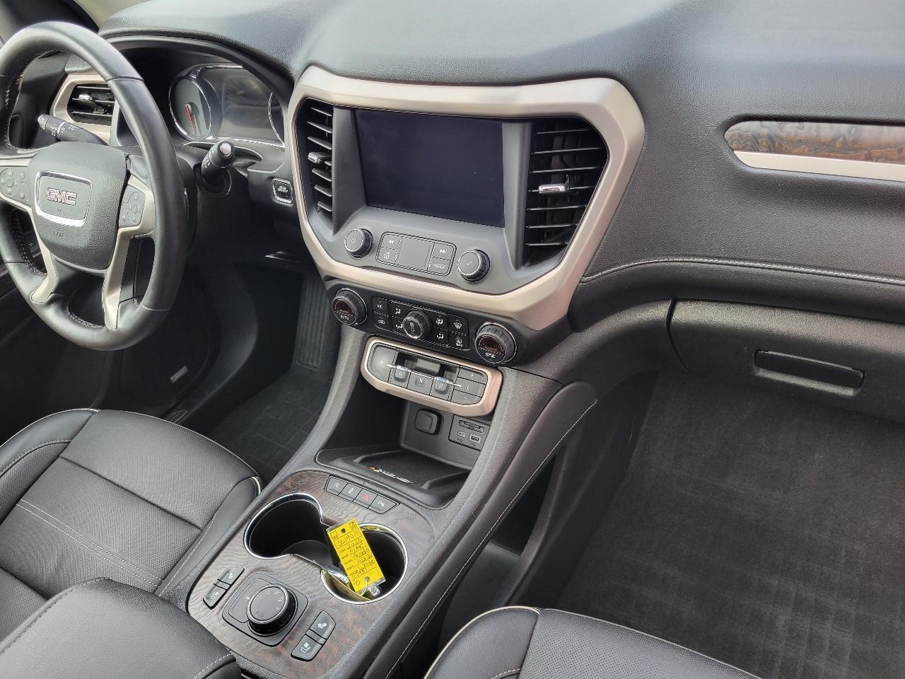 GMC Acadia AWD 4dr Denali 2020